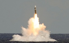 Tàu ngầm Anh phóng tên lửa hạt nhân bay vào đất Mỹ