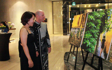 Việt Nam thu nhỏ qua ống kính điện thoại của nhiếp ảnh gia Thụy Sĩ