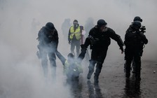 263 người bị thương khi biểu tình phản đối tăng giá xăng dầu ở Pháp