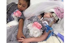 Bé gái 5 tuổi được kết hôn trước khi qua đời vì bạo bệnh