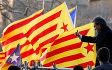 Bị đuổi khỏi máy bay vì nói tiếng Catalonia