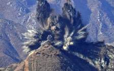 Triều Tiên phá 10 trạm gác ở giới tuyến