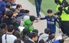 Cần công bằng với cầu thủ Việt Nam chơi bóng ở nước ngoài