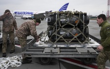 Mỹ thêm 800 triệu USD viện trợ quân sự cho Ukraine, bao gồm pháo, xe bọc thép