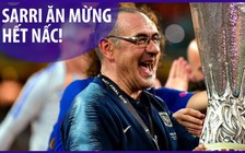 Sarri "tắm rượu" ăn mừng chức vô địch Europa League của Chelsea