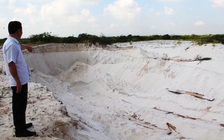 Trộm cát hoành hành dọc tuyến ven biển
