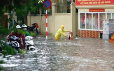 Cư dân mạng quan tâm: Mưa lớn gây ngập lụt nhiều nơi ở phía Bắc