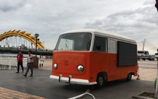 Trạm thông tin du lịch mô hình xe Volkswagen cổ