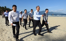 Bí thư Đà Nẵng: 'Không tiếc tiền làm đường xuống biển trả lại cho dân'