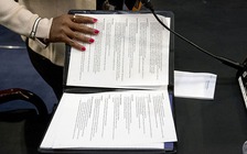 Mark Zuckerberg ghi chép những gì trong phiên điều trần?