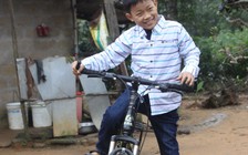 Viết tiếp cổ tích cho cậu bé sống 700 đêm cô quạnh giữa mộ bia