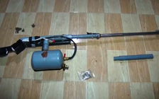 Dùng súng tự chế bắn vào nhà hàng xóm