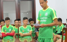 Cần Thơ kỷ luật “nhẹ hều” cầu thủ Văn Quân sút vào lưới nhà