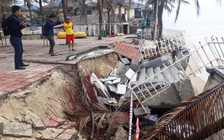 Sạt lở nghiêm trọng hàng trăm mét bờ biển Đà Nẵng
