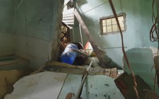 Sạt lở đất khiến nhà dân bị đổ sập, hư hỏng nghiêm trọng