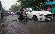 Đông Hà ngập cục bộ sau trận mưa 15 phút