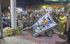 Đi bộ dưới lòng đường, người đàn ông bị xe ba gác máy tông chết thương tâm