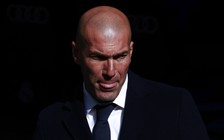 Zidane 'lộ hàng' khi Real Madrid lội ngược dòng trước Wolfsburg