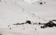 Nga chào đón dấu mốc 50 ngày trước World Cup 2018 bằng trận cầu kỷ lục trên núi