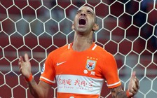 'Sao' Brazil bị phạt vì xoa mặt khi hát quốc ca… Trung Quốc