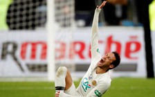 Neymar bị lên án kịch liệt sau pha đấm CĐV ở chung kết Cúp Quốc gia Pháp