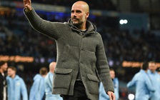 HLV Guardiola: ‘Man City sẽ chịu áp lực lớn hơn Liverpool do nắm vận mệnh trong tay’