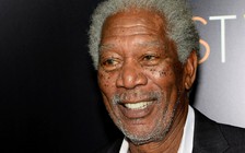 Morgan Freeman bị cắt quảng cáo sau scandal quấy rối tình dục