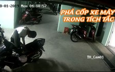 Cận cảnh những màn phá cốp xe máy trộm đồ trong tích tắc