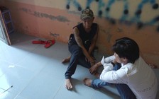 “Giang hồ” xăm trổ thủ súng cồn trong nhà trọ