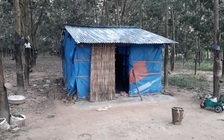 Nghịch cảnh ở nhà phên tre, vách bạt nhưng không được cấp sổ hộ nghèo