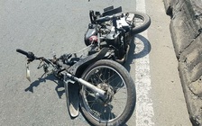 Đau lòng nam thanh niên tử vong sau khi tông dải phân cách văng qua làn ô tô