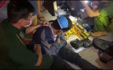 Liều lĩnh xách 11 kg ma túy lên xe khách từ Quảng Trị vào TP.HCM