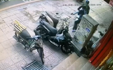 Dân mạng hả hê với cú tông xe vào kẻ trộm của tài xế công nghệ