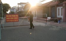 Phong tỏa Trung tâm Y tế Cái Bè vì 2 bác sĩ dương tính Covid-19