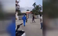 Không dừng xe theo hiệu lệnh còn tông chốt kiểm dịch, đánh công an