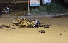 Làm rõ vụ hai thanh niên tử vong sau tai nạn, tay còn cầm gậy gỗ