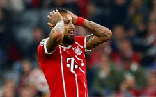 Vidal phẫu thuật đầu gối, lỡ đại chiến với Real Madrid