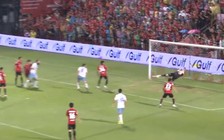 Pha cứu thua xuất thần của Đặng Văn Lâm cho Muangthong United