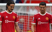 'Vị vua' Ronaldo đang hất văng Cavani khỏi Manchester United thế nào?