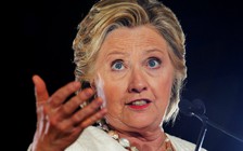 Tại đấu trường chính Florida, bà Clinton tiếp tục công kích ông Trump