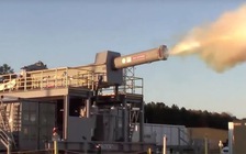 Hải quân Mỹ tung clip thử súng điện từ