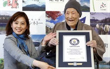 Bí quyết của cụ ông cao tuổi nhất thế giới: ăn đồ ngọt, ngâm suối nóng