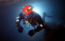 Một thợ lặn Anh kể chuyện suýt chết trong hang động Tham Luang Nang Non