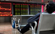 Chứng khoán Trung Quốc chao đảo bất chấp nỗ lực bơm tiền của ngân hàng trung ương