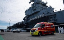 Vì Covid-19, Pháp cách ly 1.900 thủy thủ, khử trùng toàn bộ tàu sân bay