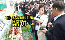 Nữ ca sĩ nổi tiếng Triều Tiên ăn ớt khi đến thăm Hải Phòng