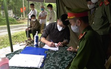 Ở nhà khó chịu, cô gái và 3 thanh niên trốn cách ly đi sinh nhật