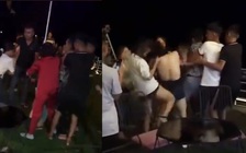 Kinh hoàng đánh ghen, lột đồ cô gái trẻ trong quán cà phê ở Hà Nội