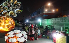Quán ốc dưới chân cầu Bình Lợi: Vừa ăn vừa ngắm tàu hỏa ở Sài Gòn