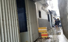 Đưa con đi học về, tá hỏa nhìn thấy nhà mình đang cháy